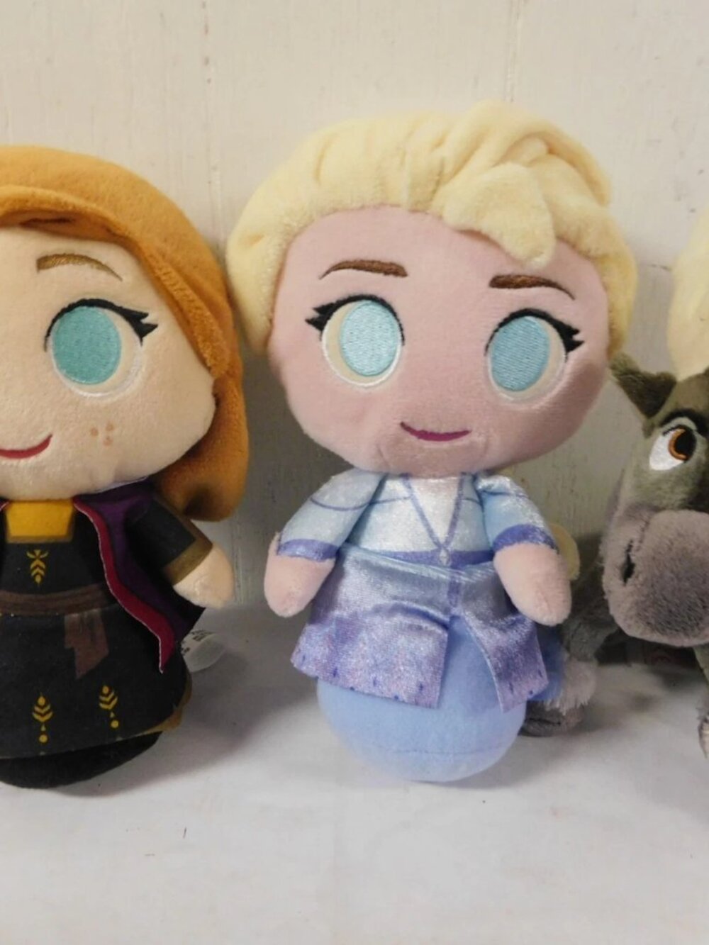 Disney Funko Plush FROZEN Elsa & Anna Dolls with TY Disney Plush Sparkle Sven